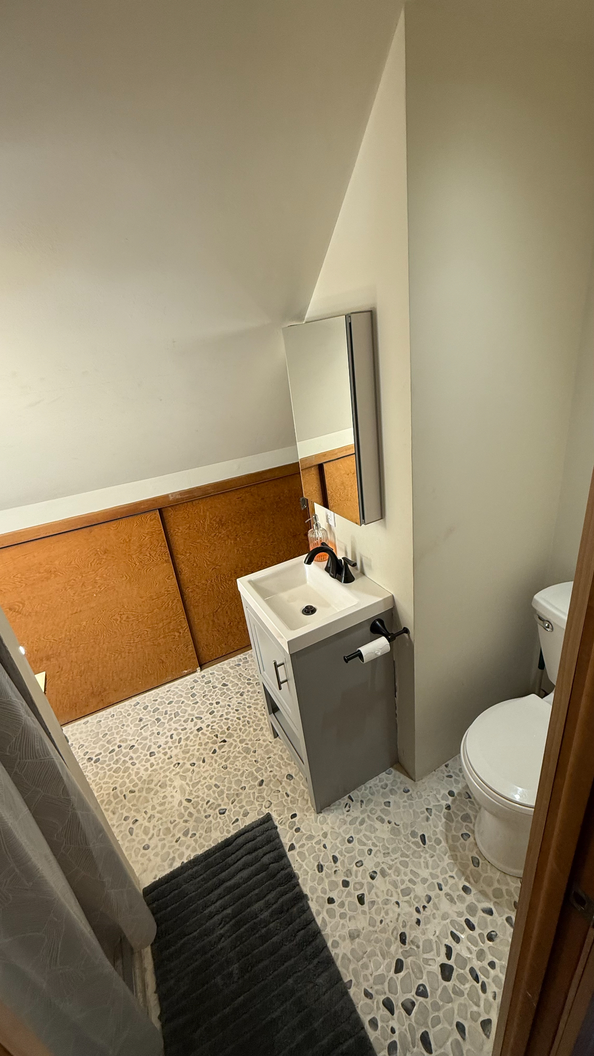 Relaxing 3 Bedroom House Close to Tuckahoe Train to NYC - Yonkers NY - Photo 8