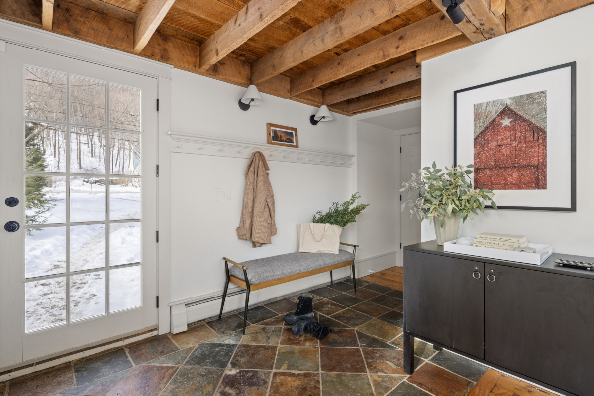 Designer-Restored 1870 Retreat  25 Min to Dartmouth-Hitchcock - Photo 8