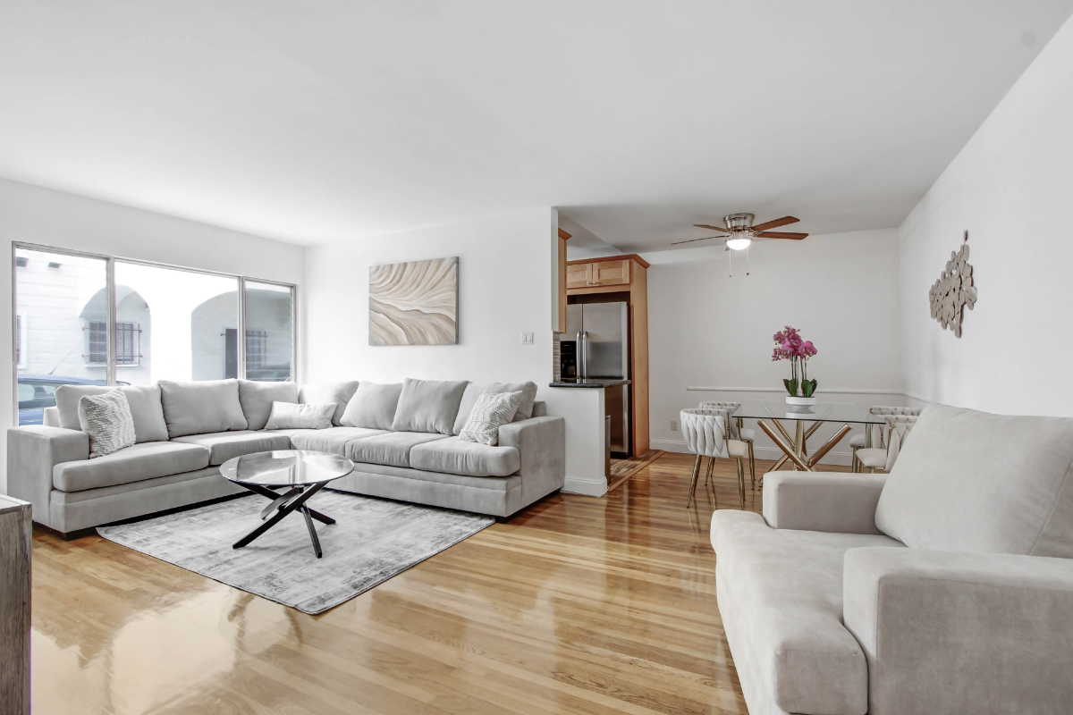 Spacious 3BR/3BA Near Beverly Hills - Photo 4
