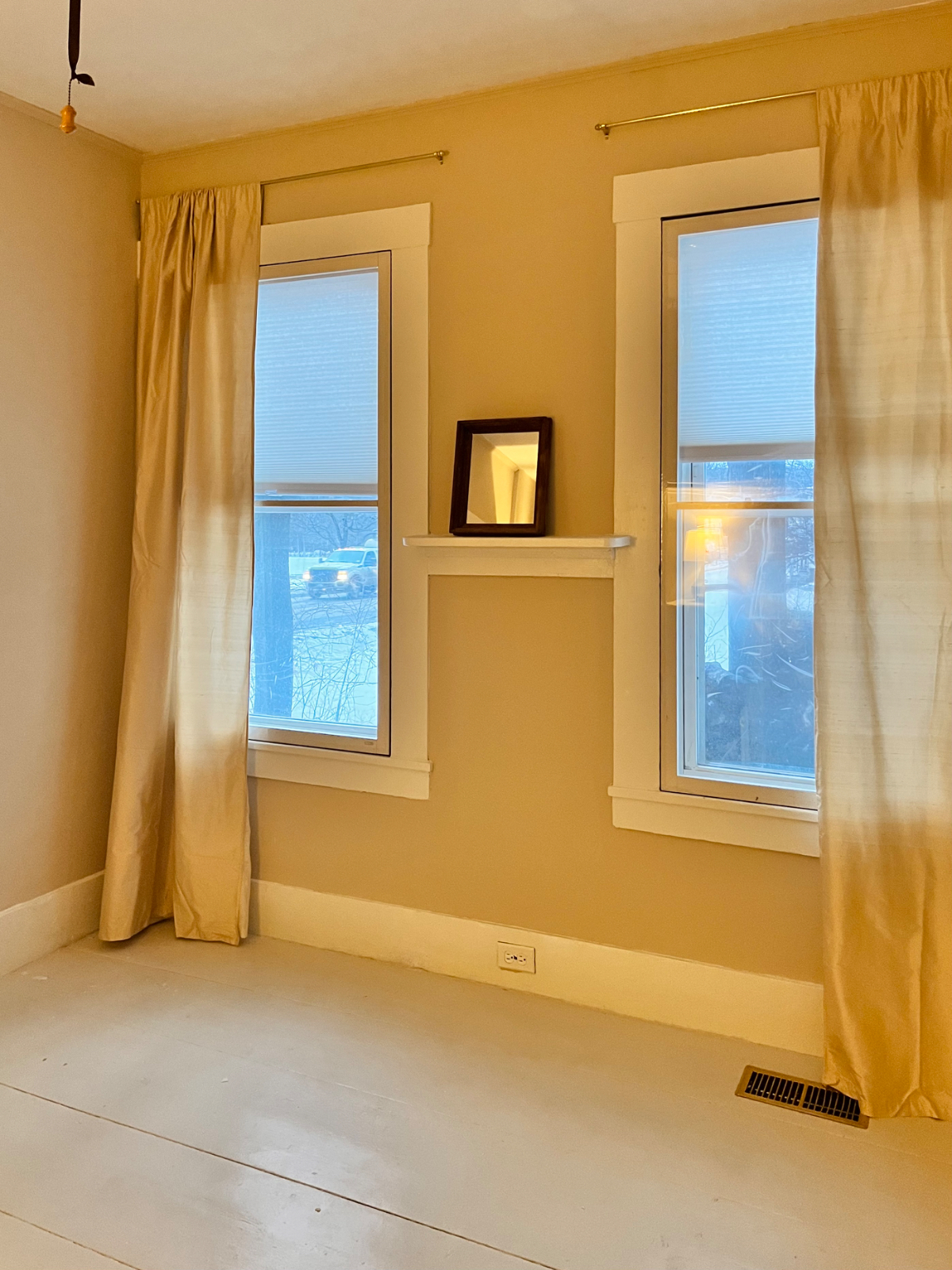 Large sunny newly renovated  in-town apartment - Photo 7