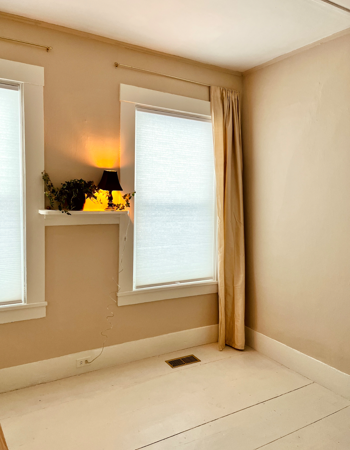 Large sunny newly renovated  in-town apartment - Photo 8