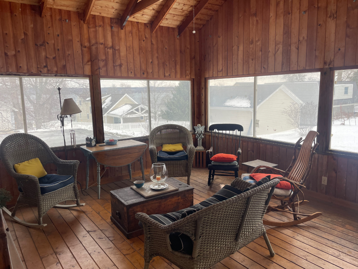 Relaxing Lakeside Retreat with Beach Access - Photo 11