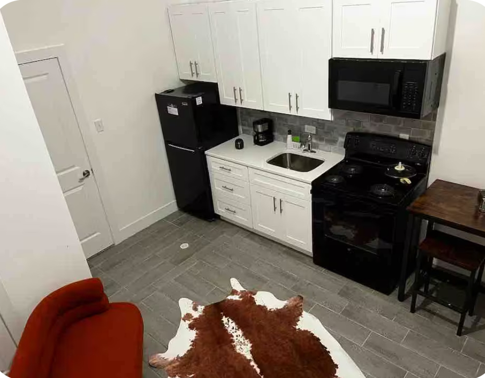 Perfect for Nurses & Medical Travelers - Photo 7