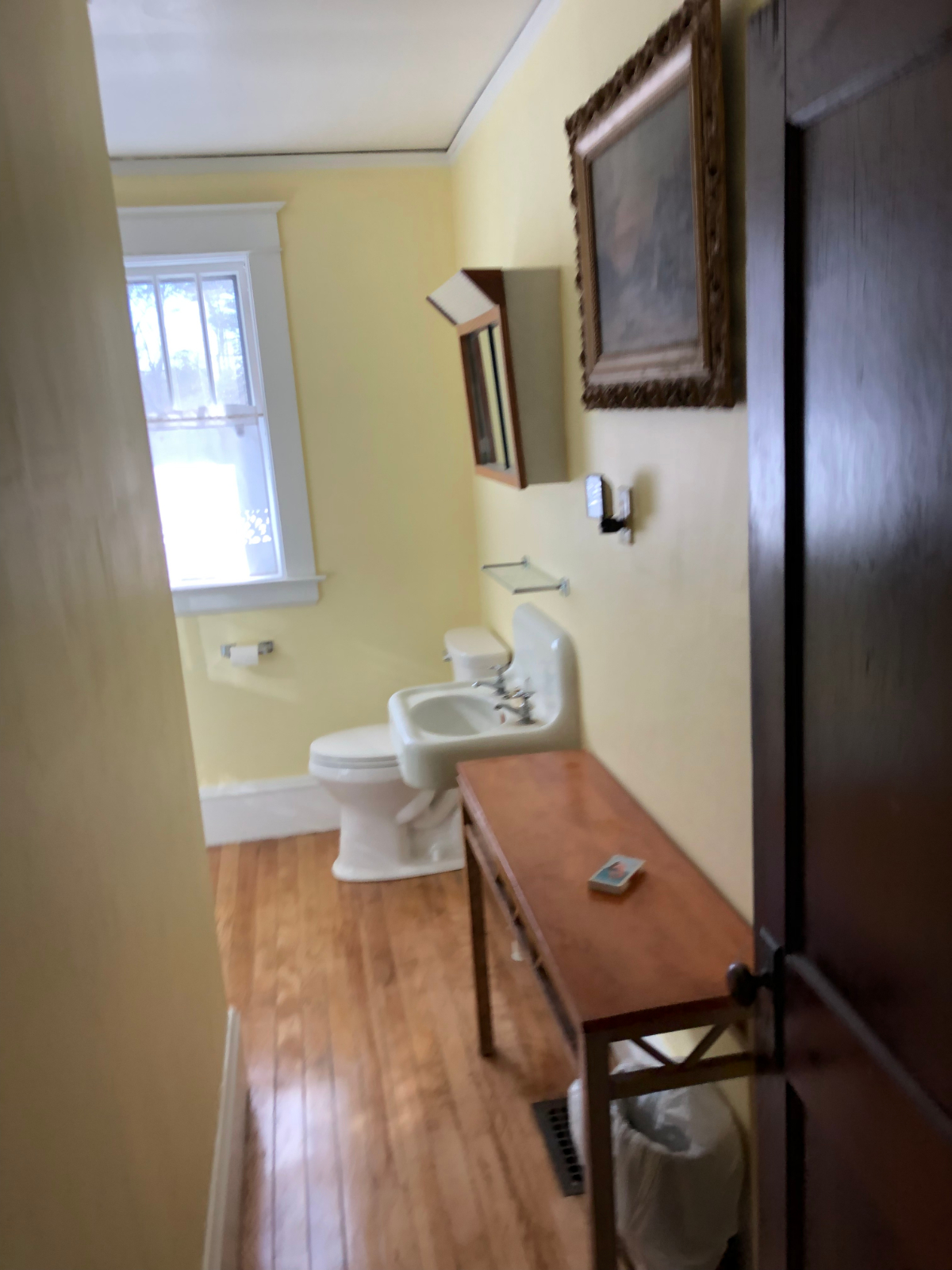 2 Private BedRooms In Charming Home With Scenic River Views Near Major Healthcare And Essentials - Photo 5