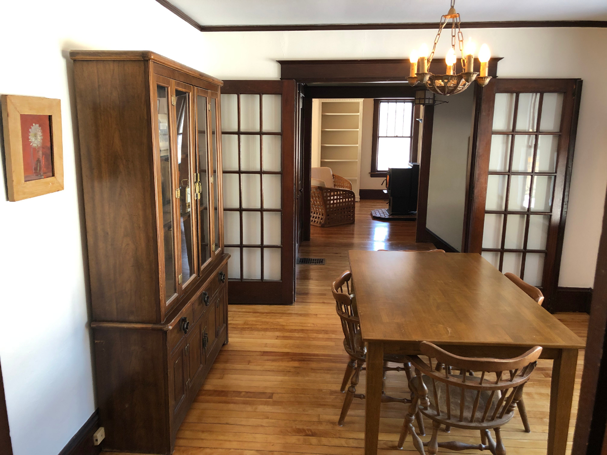 2 Private BedRooms In Charming Home With Scenic River Views Near Major Healthcare And Essentials - Photo 6