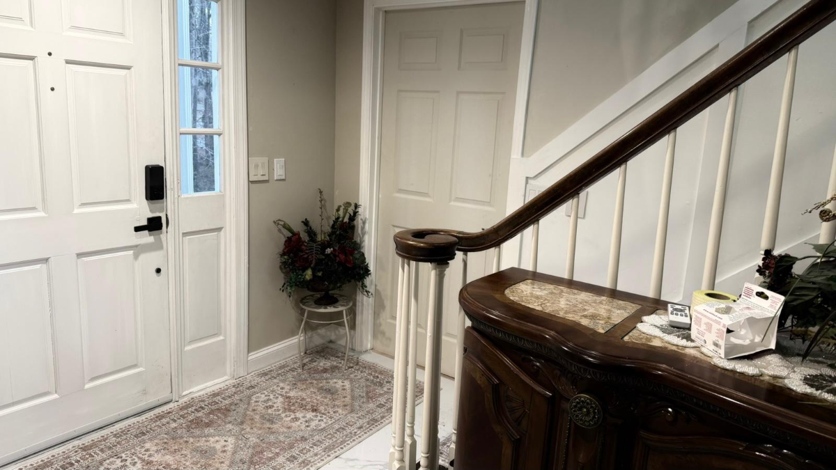 Charming Private Rooms in Spacious Shared Home with Pool and Ample Parking -- All Included Room 1 - Photo 12
