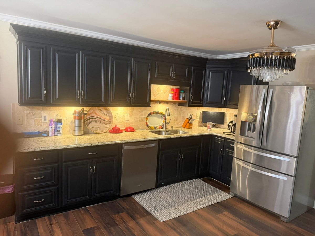 Charming Private Rooms in Spacious Shared Home with Pool and Ample Parking -- All Included Room 1 - Photo 7