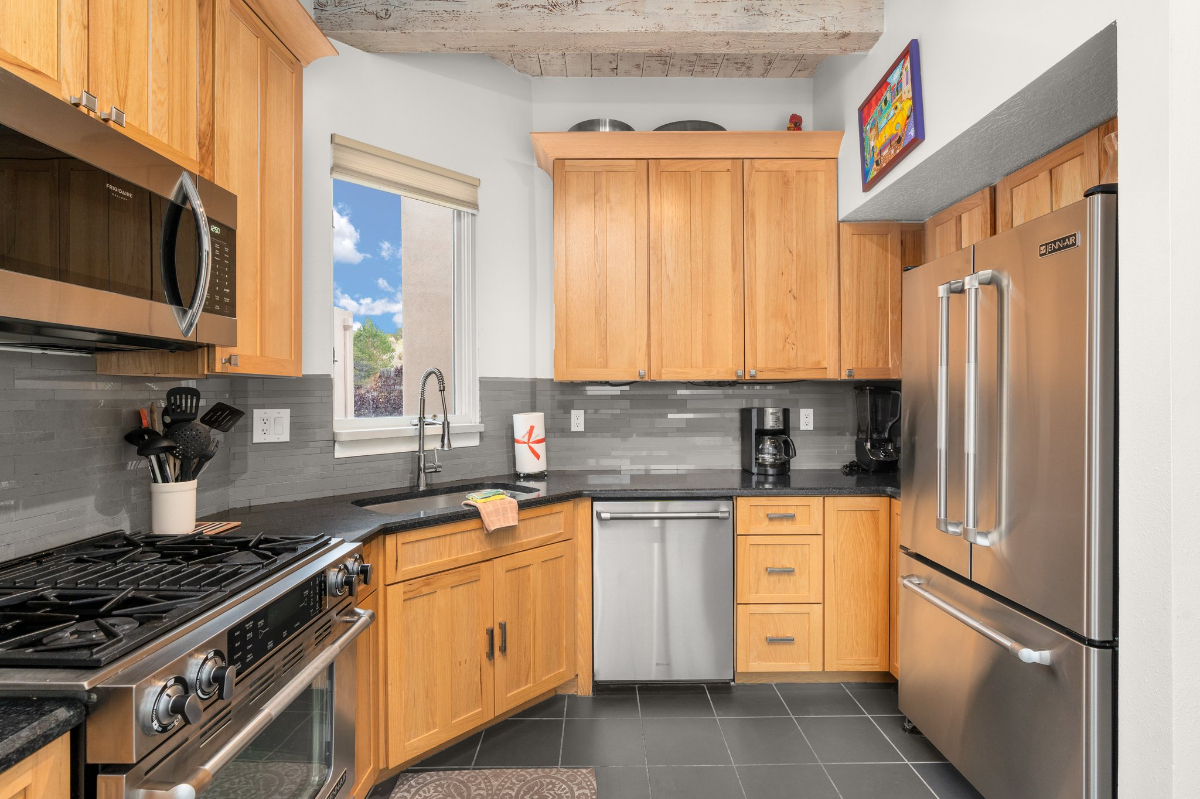 Artistic Condo Near Plaza with Views - Photo 6
