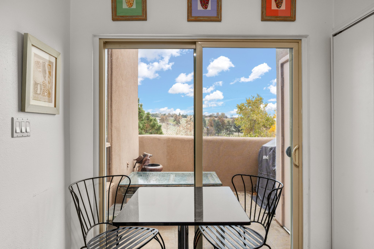 Artistic Condo Near Plaza with Views - Photo 4