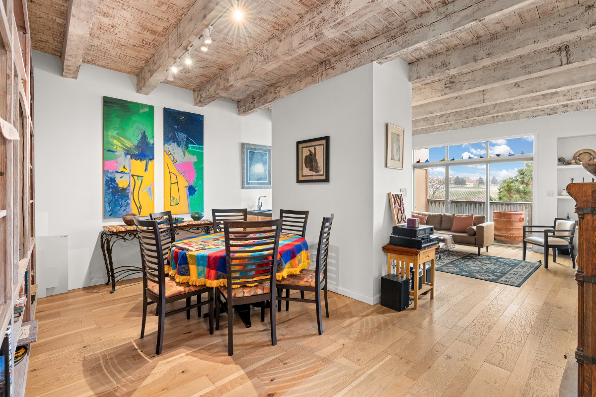Artistic Condo Near Plaza with Views - Photo 2