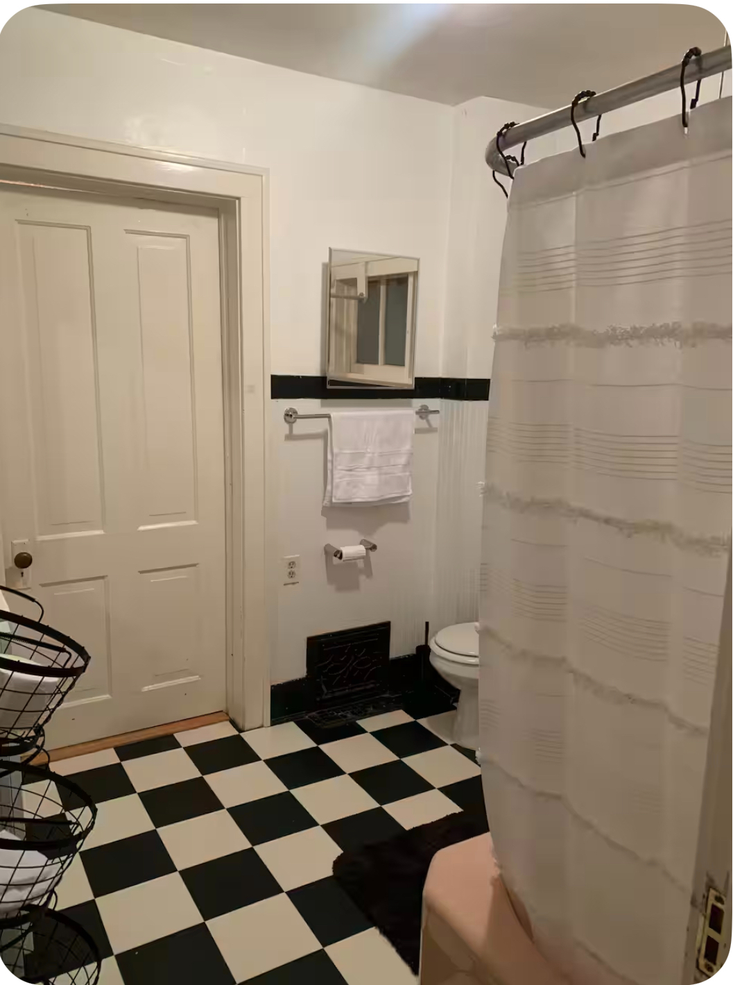 Charming Home- Downtown Cody - Quiet Neighborhood- Great Location - Photo 7