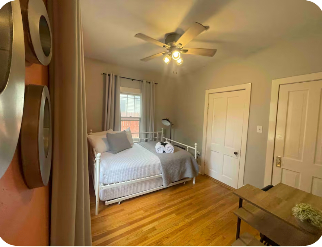 Charming Home- Downtown Cody - Quiet Neighborhood- Great Location - Photo 4