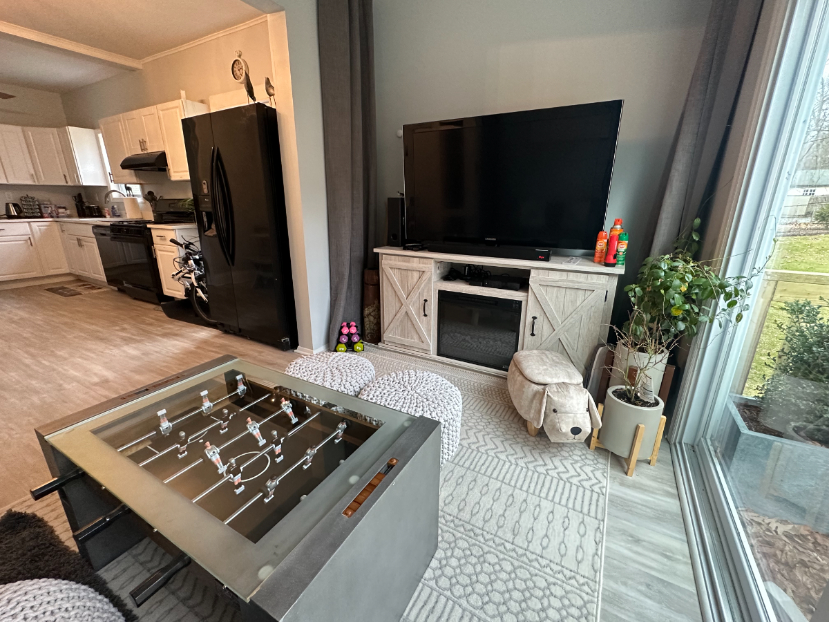 1 Bedroom Apartment in Lovely Lake House - Photo 9