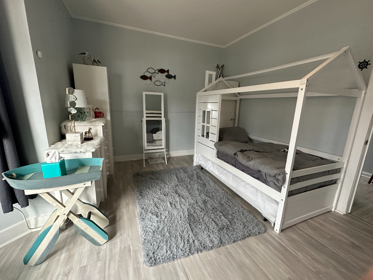 1 Bedroom Apartment in Lovely Lake House - Photo 12