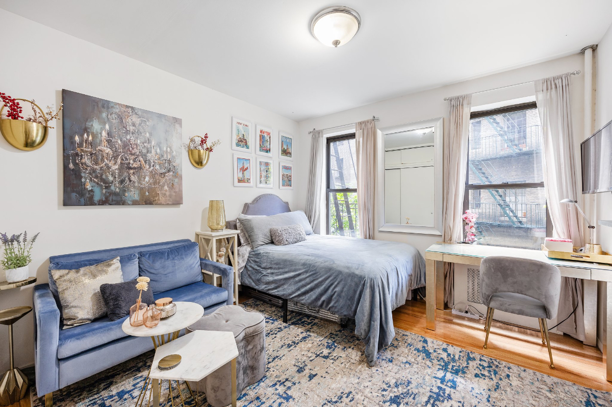Tranquil West Village Gem - Photo 1