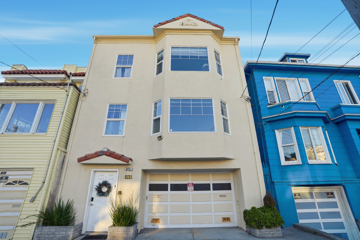 Studio Ocean Beach (unit 2B) - Photo 2