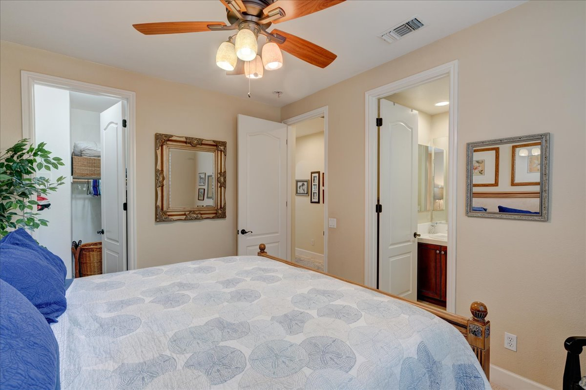 Stunning Coastal Carlsbad Estate - Photo 2