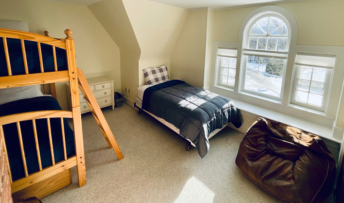 38 Spruce Street Private-Entry Furnished 2BR Monthly Rental in Manchester Center, VT - Photo 6