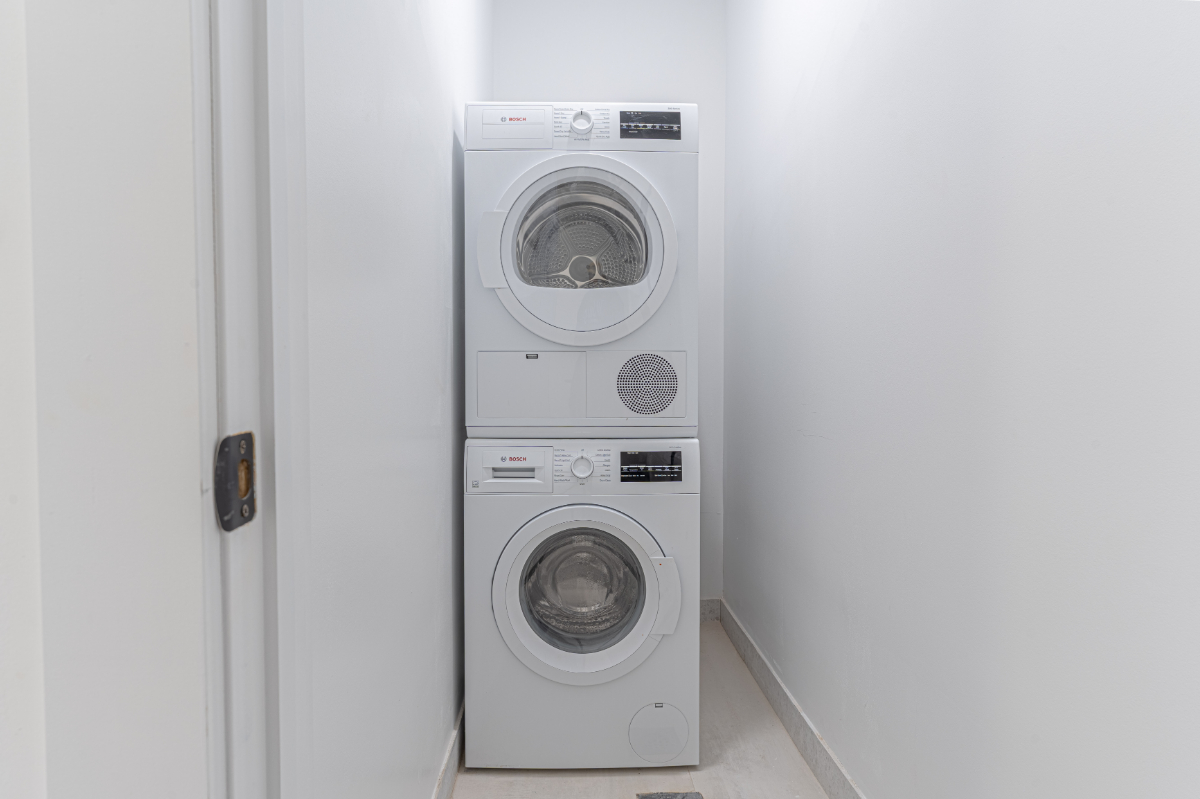 Modern Duplex Escape - Photo 3