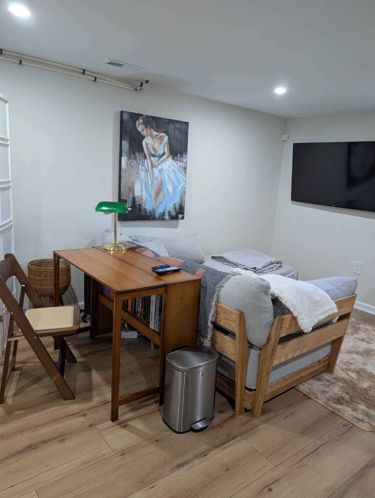 Anacostia Furnished Suite Minutes to Metro & Downtown DC - Photo 3