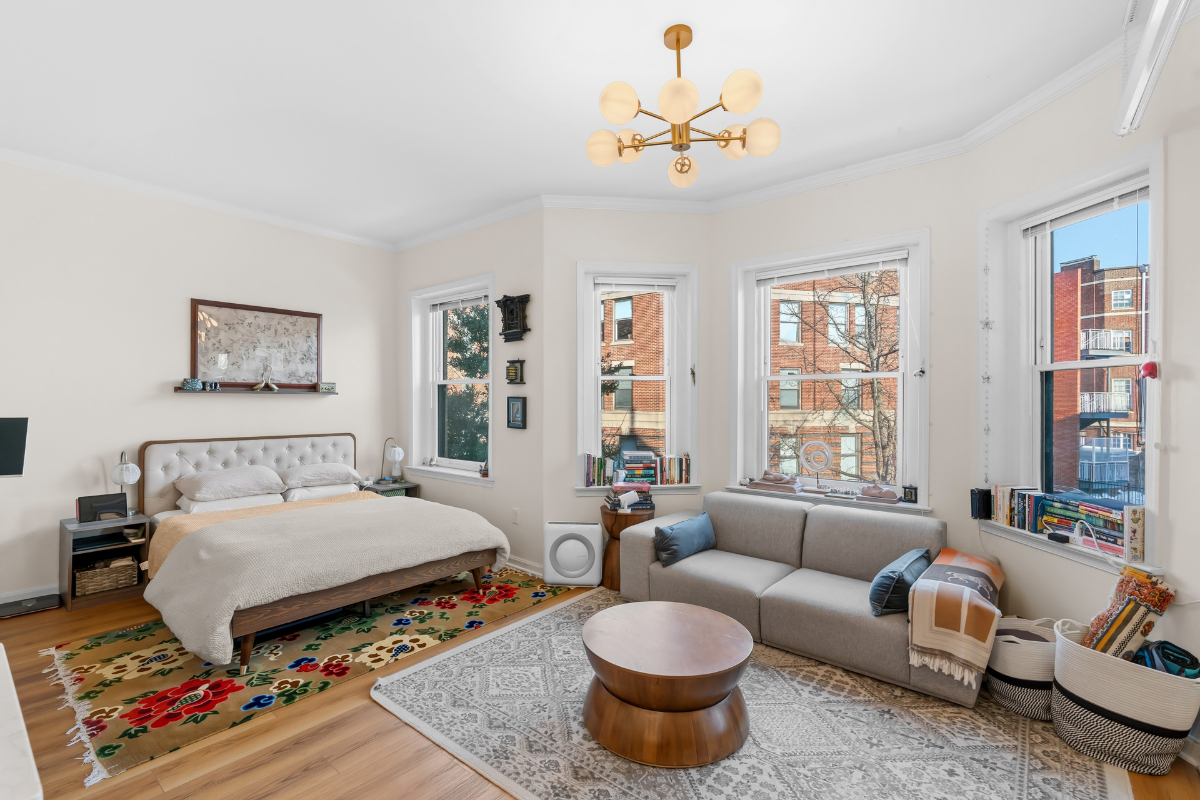Bright Boutique Studio in Dupont Circle - Photo 3