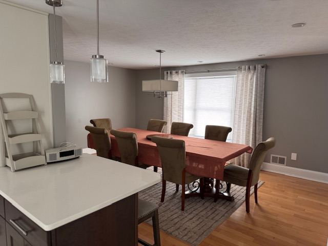 Comfy updated home away from home  Rochester (Greece) NY - Photo 6