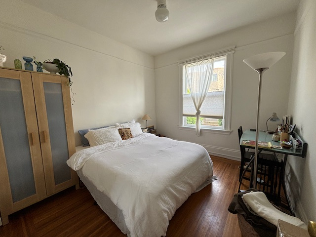 Sunny, Furnished Room in Charming Mission Victorian Apt - Available February 1st - Photo 2