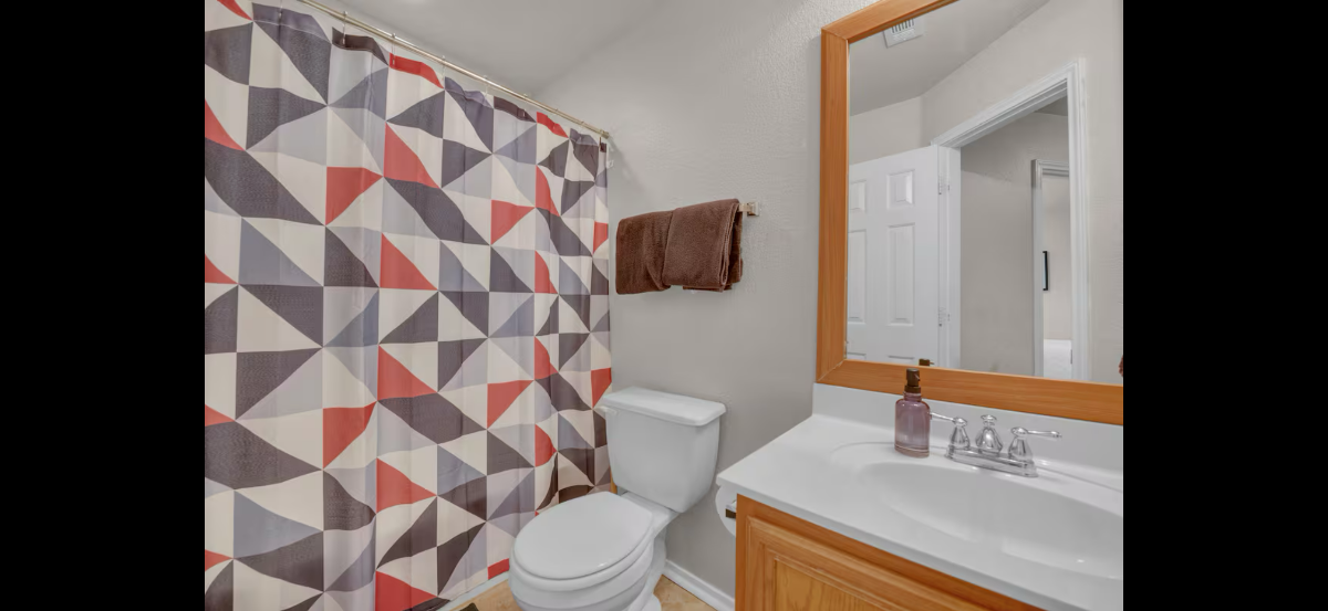 Peachy, Whole House - Photo 10