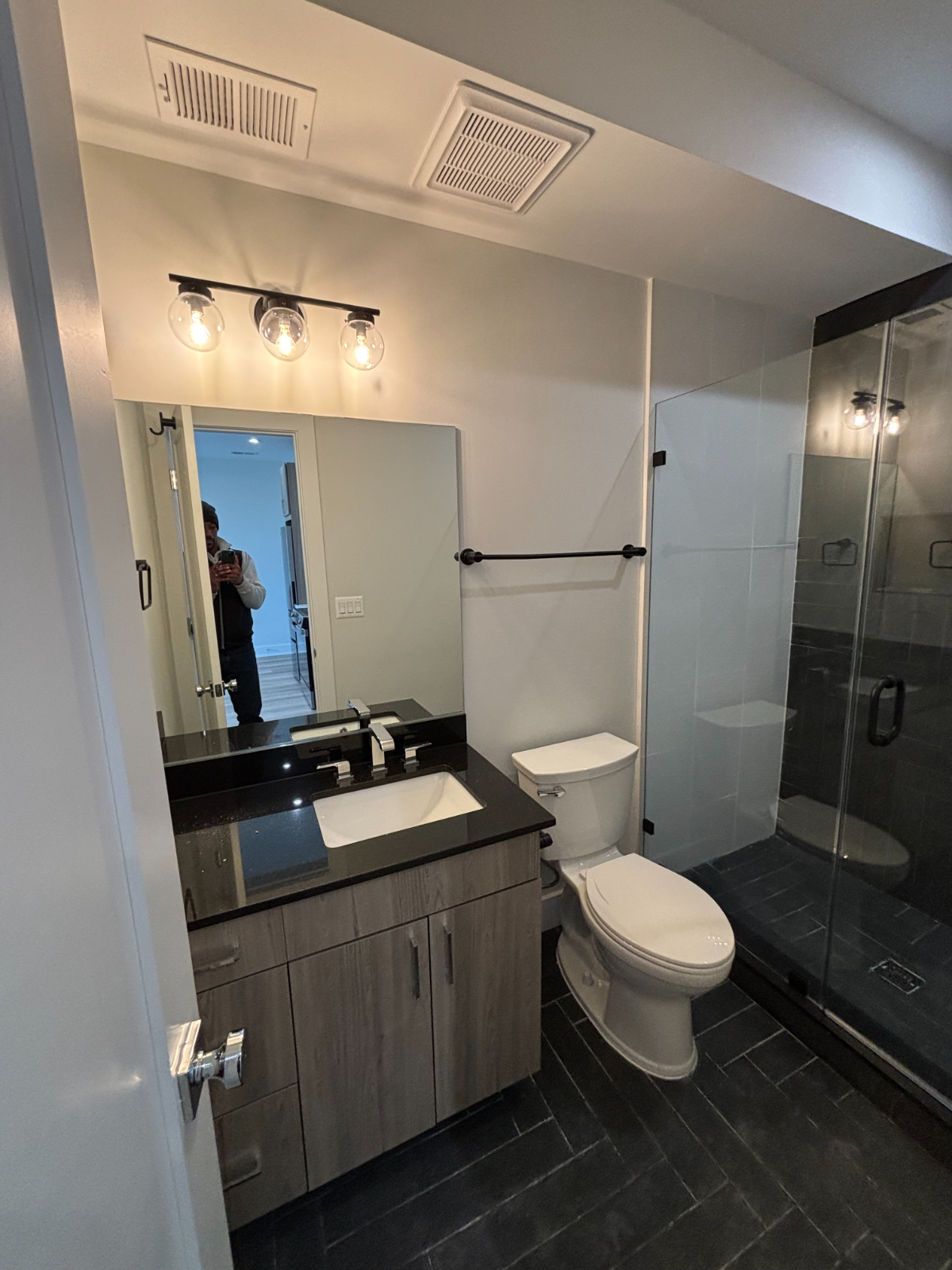 Brand New 1BD in Columbia Heights - Five Minutes from Howard University and Washington Hospital Cent - Photo 5