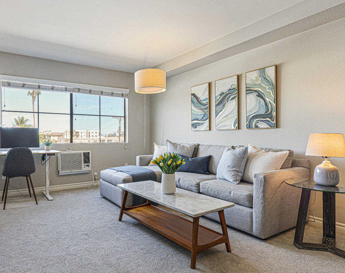 Newly Furnished Chic 1BR in Hillcrest -- Walk to Hospitals, Shops & Dining - Photo 3