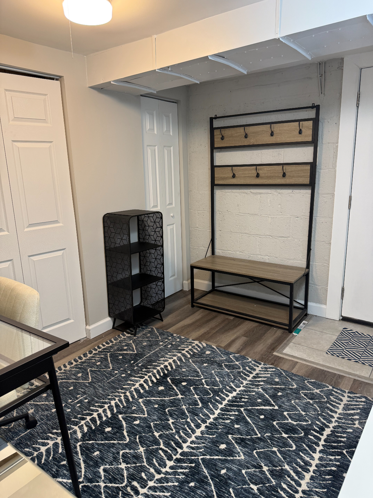 Cozy Studio/Private Entrance - Photo 12