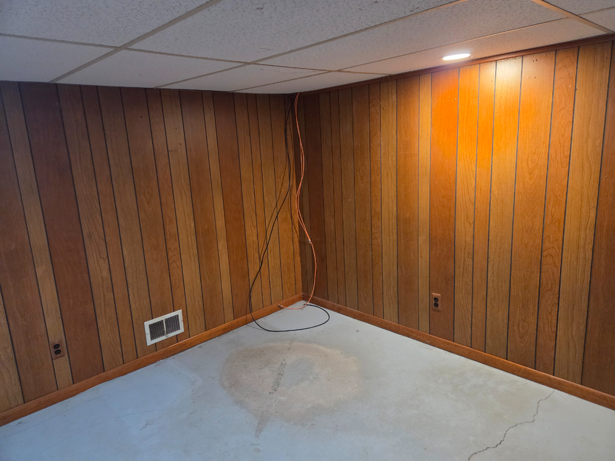 Spacious Basement Apartment with Utilities Included & Driveway Parking -- Safe & Quiet Neighborhood - Photo 6