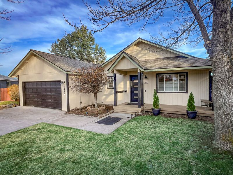 Next Available in April 2027-Bend Mid Town Furnished home with big fenced yard - Photo 1