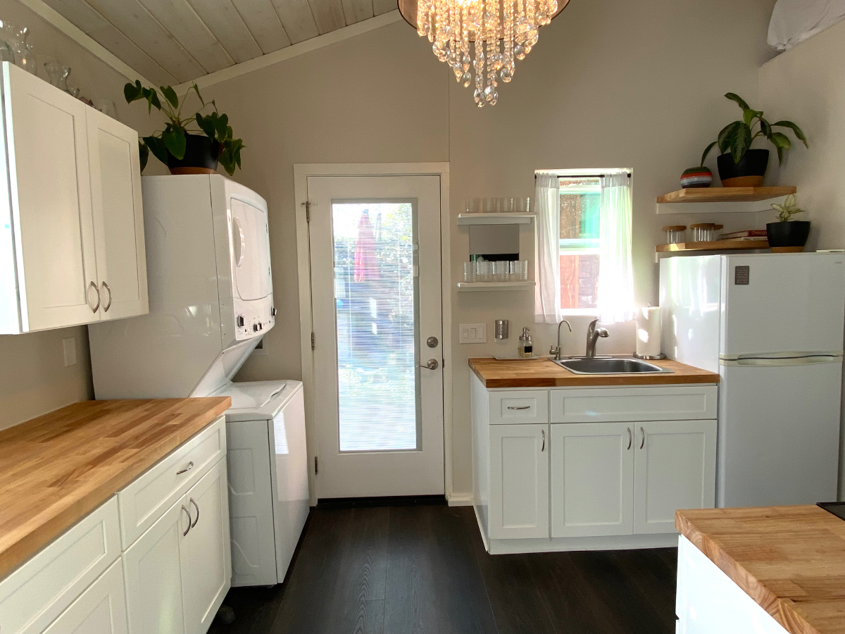 Private Midtown Ventura Retreat - Indoor-Outdoor Living Near Beach & Downtown - Photo 6