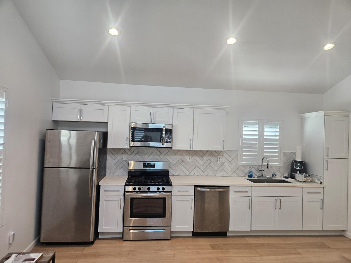 Brand New Furnished ADU Near Beach Airport And Major Hospitals - Photo 4
