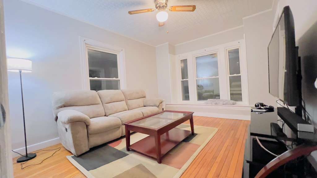 Fully Furnished Executive Rental in Pittsford. Move-In Ready. - Photo 5