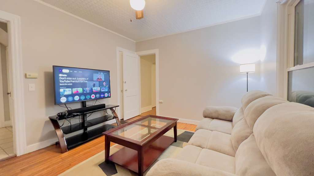 Fully Furnished Executive Rental in Pittsford. Move-In Ready. - Photo 4