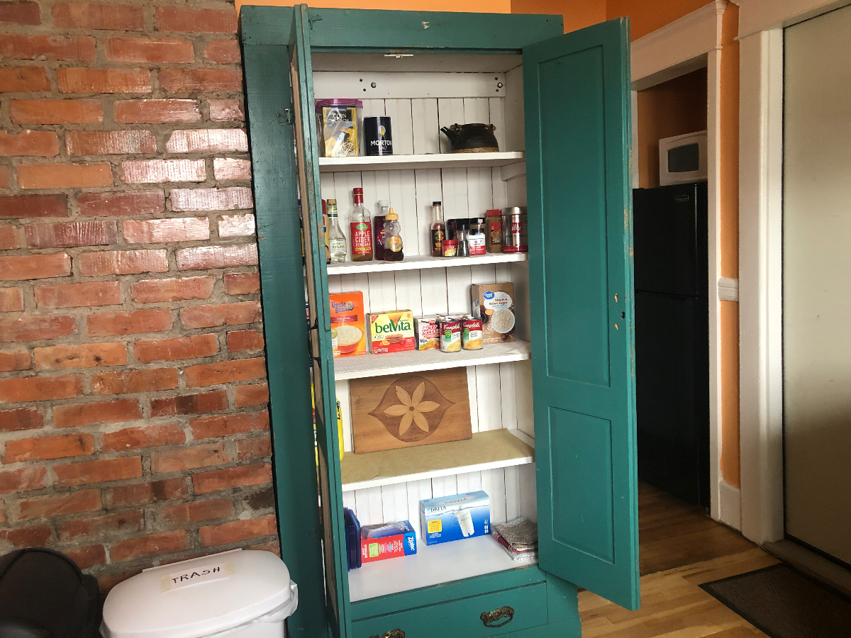 Sunny Second Floor - Photo 11