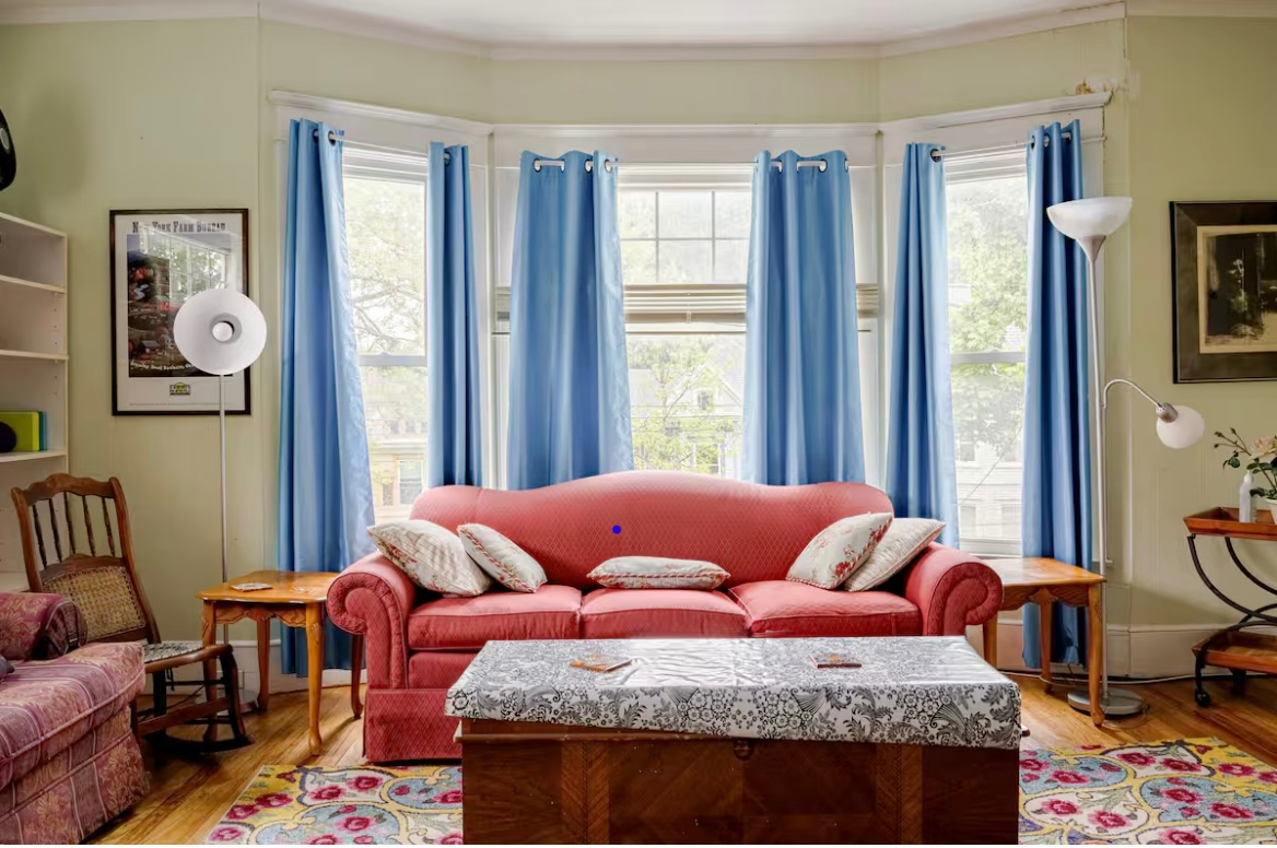 Sunny Second Floor - Photo 4