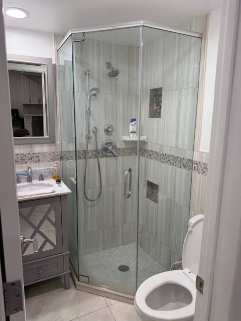 New One Bedroom apt. within a two-family home in a very exclusive, quiet and private neighborhood - Photo 7