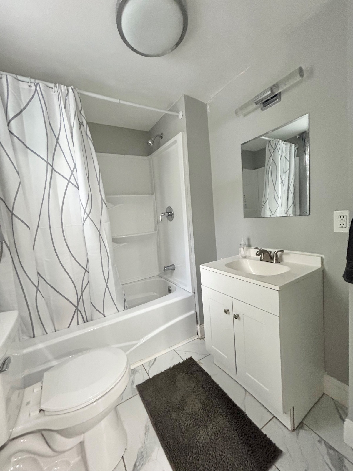 Modern 3-Room Apartment in the Heart of Albany - Photo 7