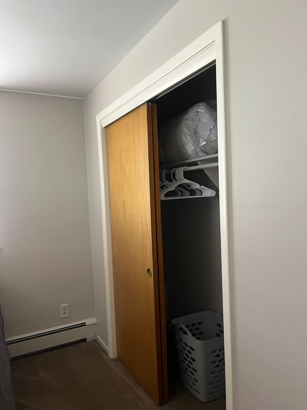 2 bedroom condo fully furnished in quiet neighborhood - Photo 9