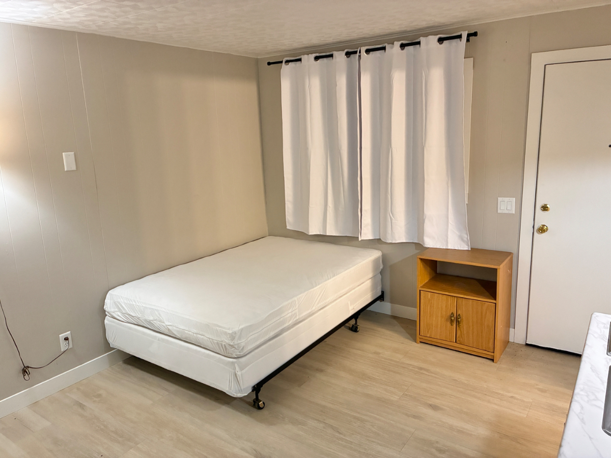 PRIVATE Studio Apartment - Photo 4