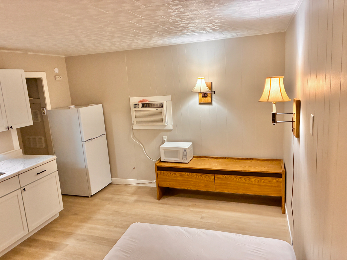 PRIVATE Studio Apartment - Photo 2