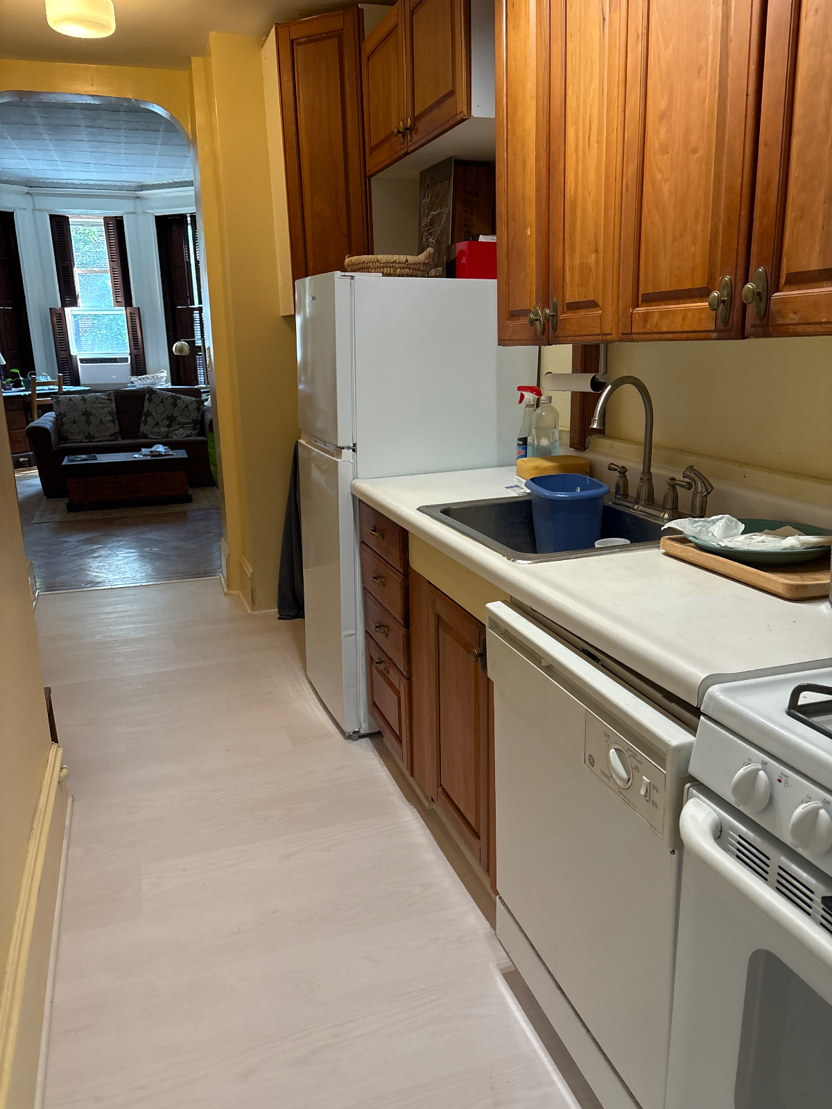 Upper West Side Gem - Photo 2