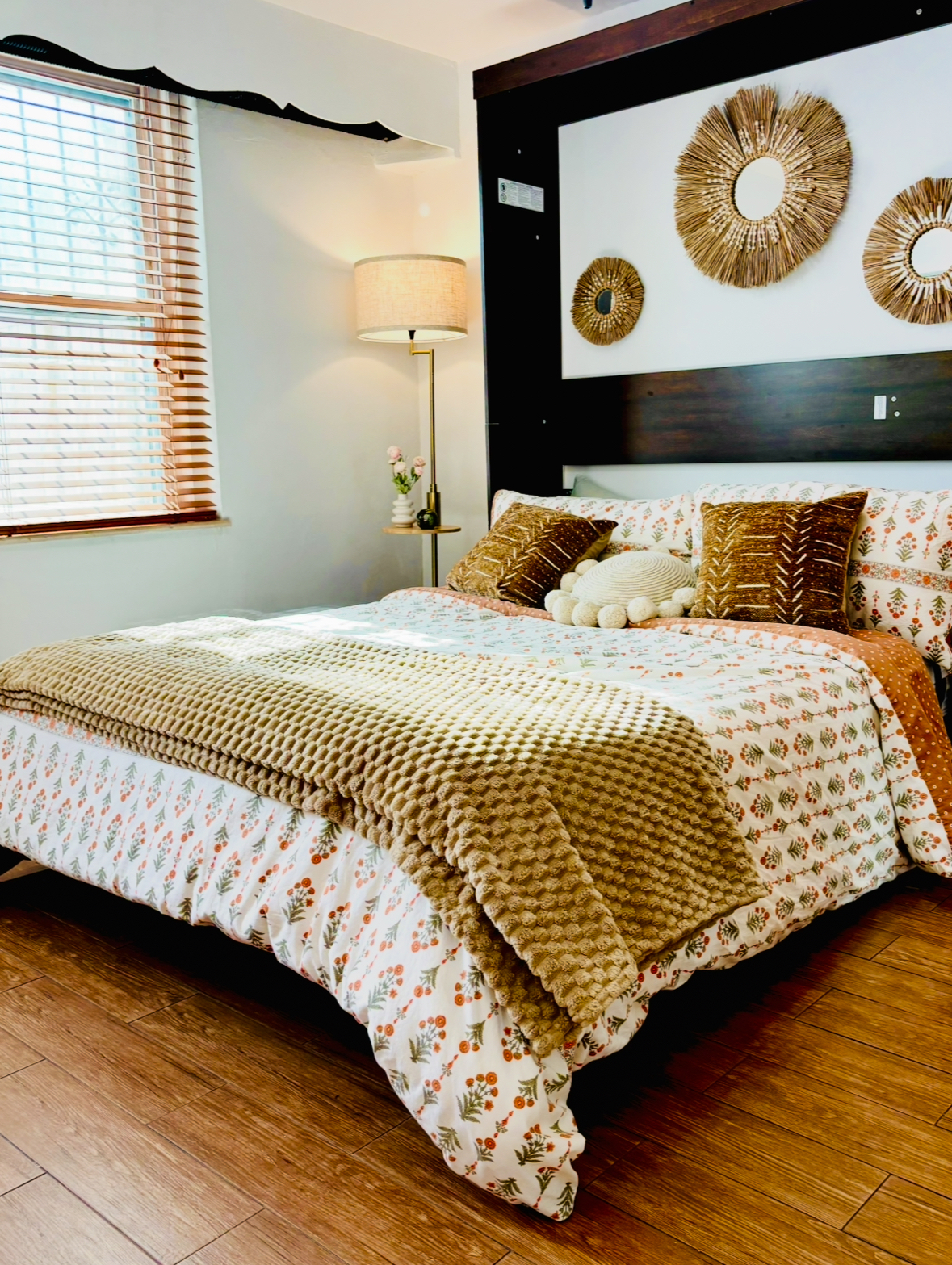 Cozy Studio with 12 min Walk to Subway and 10 min Drive to LGA - Photo 1