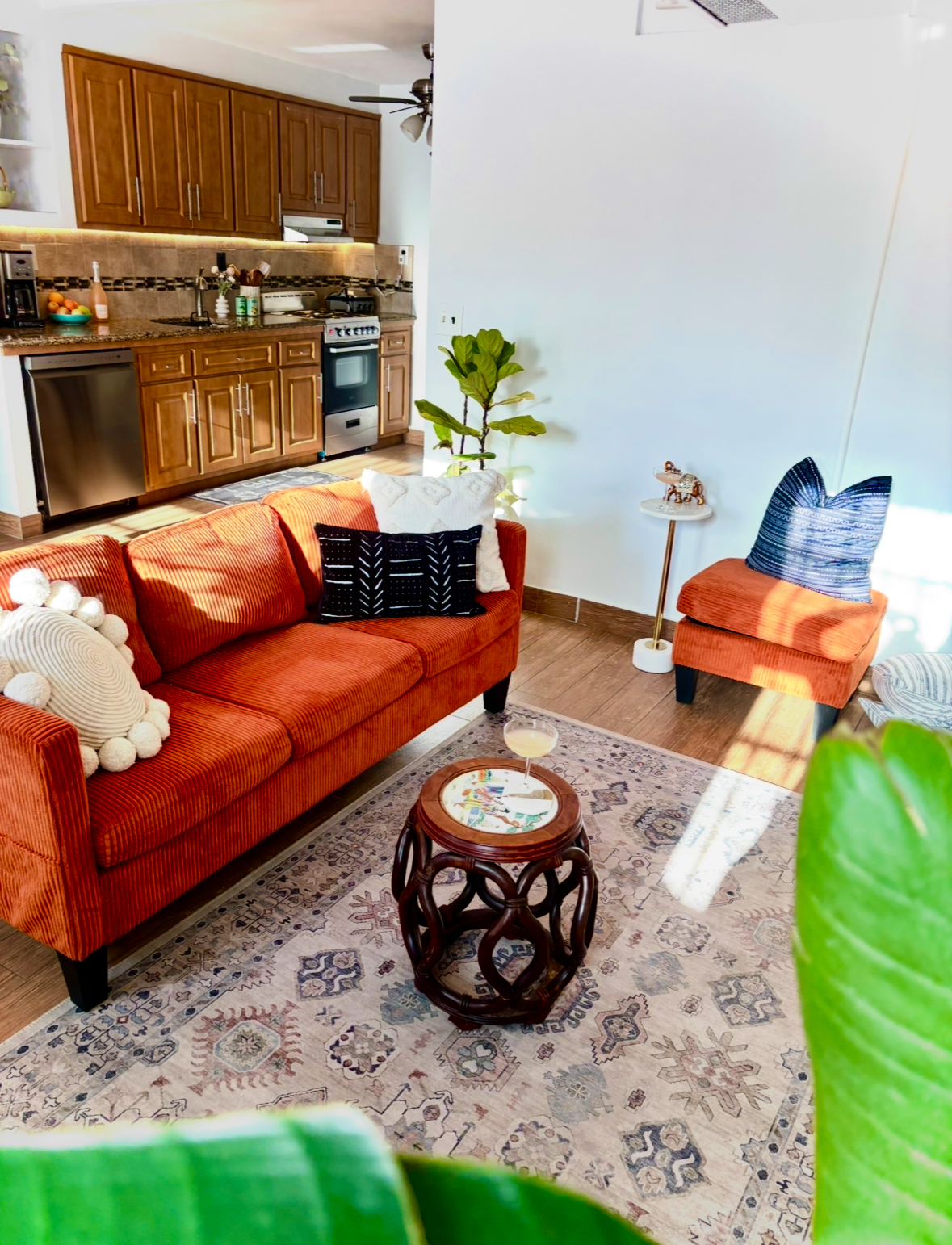 Cozy Studio with  12 min Walk to Subway and 10 min Drive to LGA - Photo 7