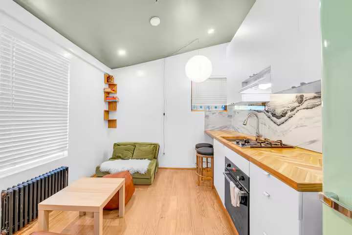 Cozy Bright Rockaway Beach Get Away - Photo 3