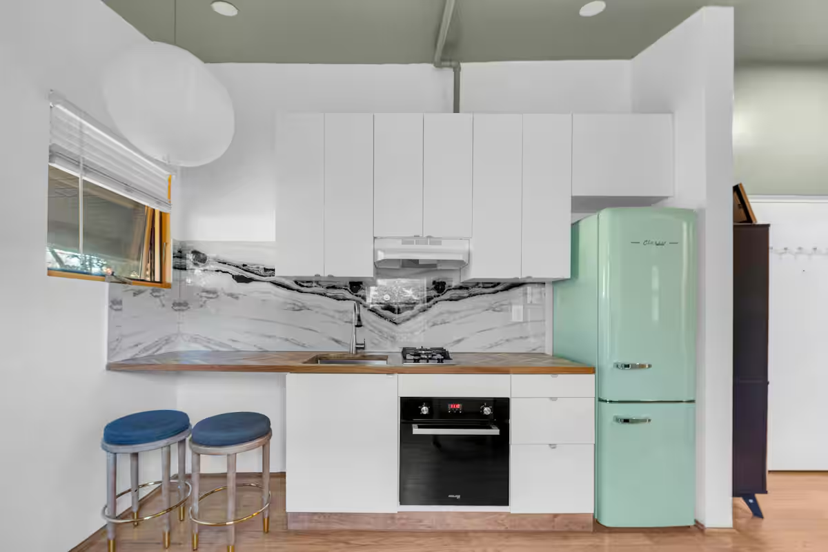 Cozy Bright Rockaway Beach Get Away - Photo 7