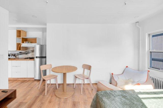 Cozy Bright Rockaway Beach Get Away - Photo 7